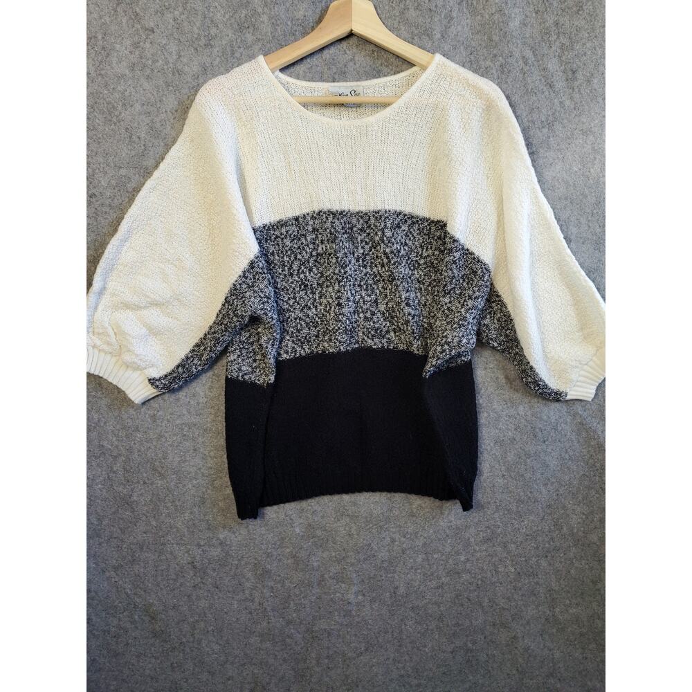 VTG Helen Sue Size Large Black & White Color Block Sweater